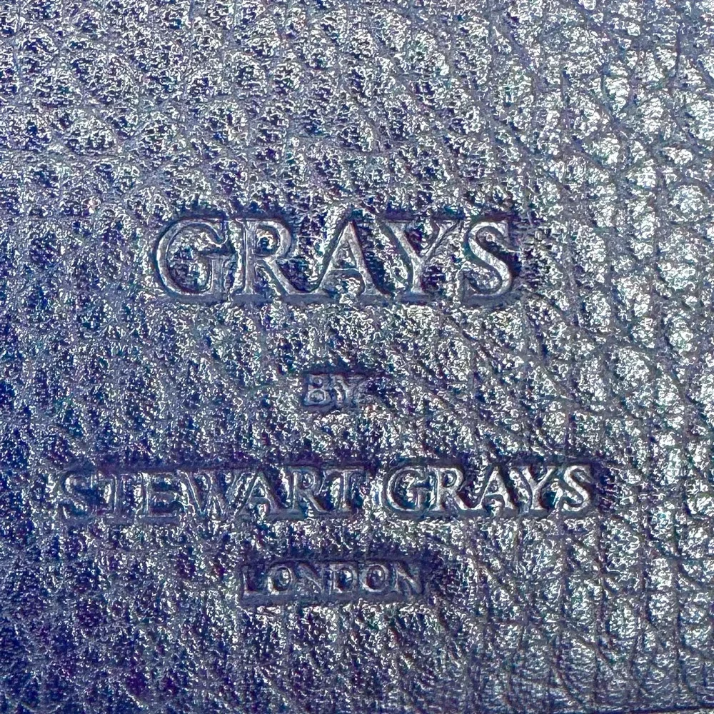 Grays - Stuart Grays of London leather passport cover NWOT black & purple unisex